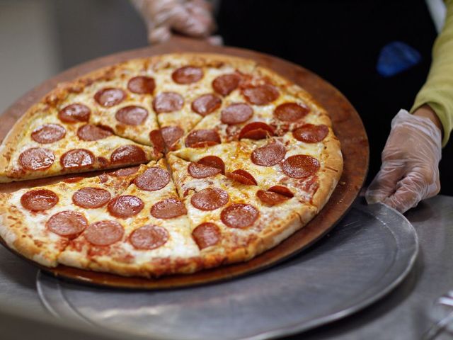 Pizza of the future? Little Caesars unveils the self-serve 'pizza portal' Pizza of the future? Little Caesars unveils the self-serve 'pizza portal'