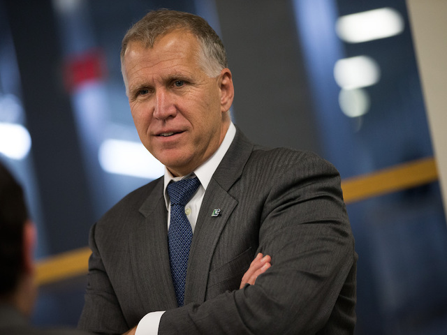U.S. Senator collapses during charity run