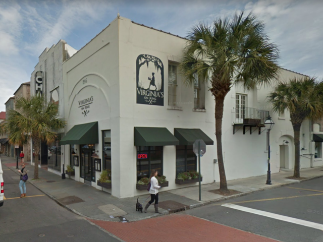 Hostages taken at Downtown Charleston restaurant, 1 person shot Hostages taken at Downtown Charleston restaurant, 1 person shot